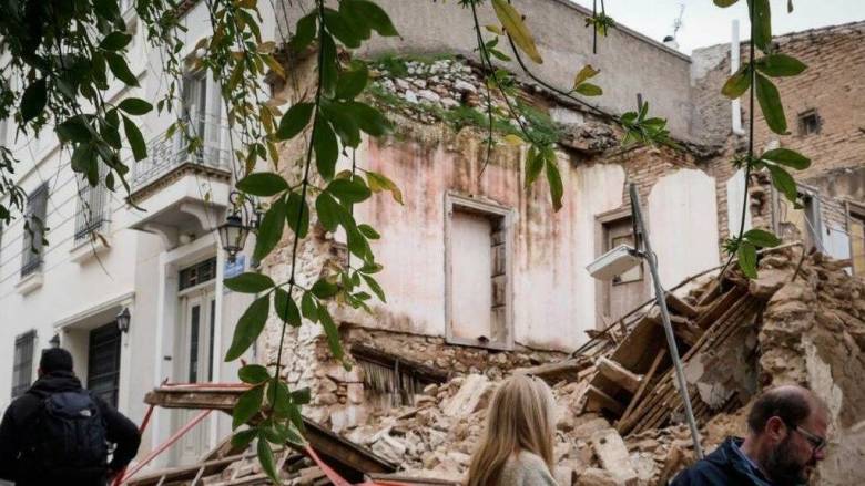 Τμήμα παλαιού κτηρίου κατέρρευσε στο Ρέθυμνο - Αποκλείστηκε ο χώρος