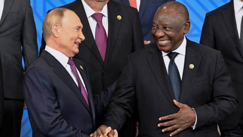Τηλεφωνική επικοινωνία Πούτιν με τον πρόεδρο της Νότιας Αφρικής για την Ουκρανία
