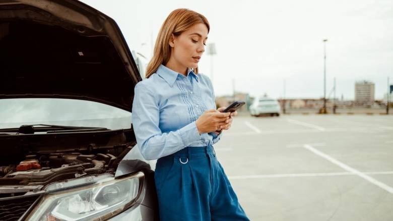 Και αν η διαχείριση ενός απρόοπτου στον δρόμο περνάει 100% από το κινητό μας;