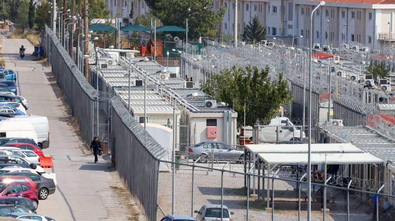 Η Ελλάδα συνεργάζεται με άλλες χώρες για τη δημιουργία κέντρων απέλασης μεταναστών εκτός ΕΕ