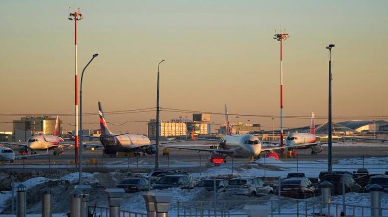 Περιορισμός πτήσεων σε τέσσερα αεροδρόμια της Μόσχας λόγω επίθεσης από drones