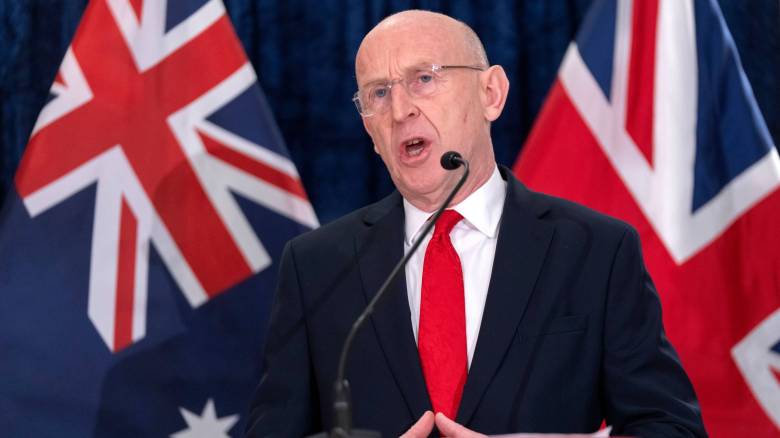 «Θέλω να στείλω Βρετανούς στρατιώτες στην Ουκρανία ως υπουργός Άμυνας», δηλώνει ο Τζον Χίλι