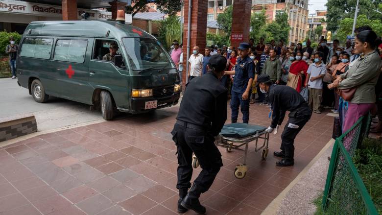 Λεωφορείο έπεσε σε χαράδρα στο Νεπάλ: 17 νεκροί και 24 τραυματίες