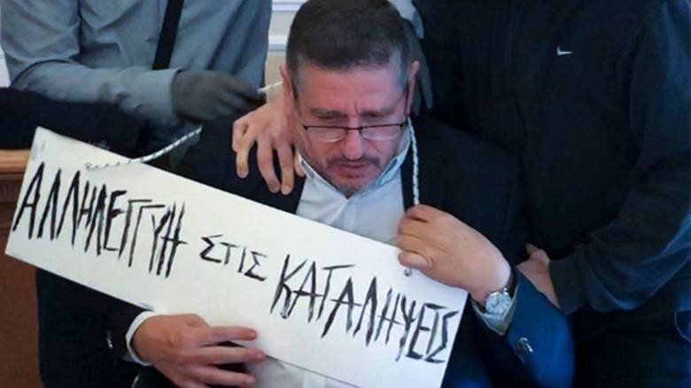 «Ήταν μια σκηνή αγριότητας»: Τι είπε ο πρώην Πρύτανης της ΑΣΟΕΕ στην δίκη για την διαπόμπευσή του