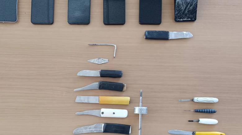 Φυλακές Δομοκού: Μαχαίρια και κινητά στα κελιά - Φωτογραφίες και βίντεο από τη νέα έφοδο