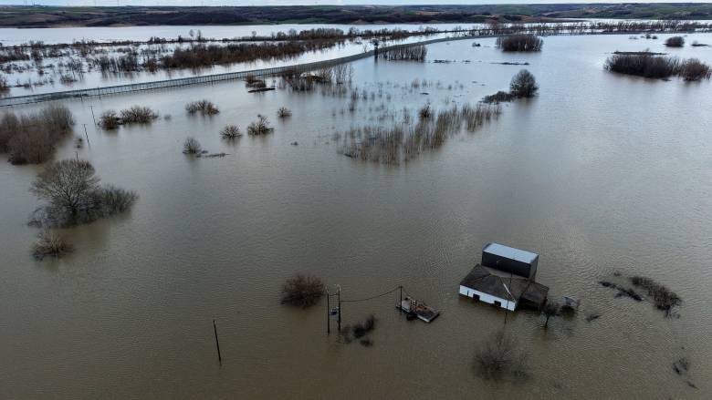 Έβρος: Πέντε περιοχές σε συνεχή επιφυλακή - Πάνω από 150.000 στρέμματα κάτω από το νερό