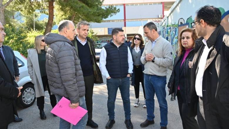 Χαρδαλιάς στην Γκράβα: Θωρακίζουμε τις σχολικές υποδομές απέναντι στην ενεργειακή σπατάλη