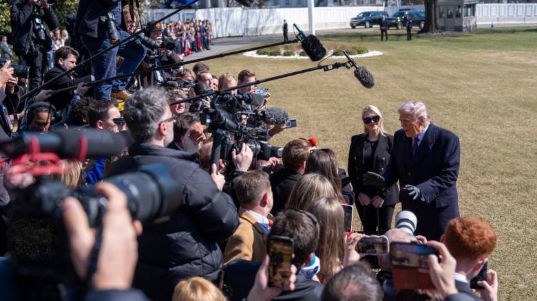 Ανοιχτό άφησε ο Τραμπ το ενδεχόμενο «φιλικής κατάληψης» της Κούβας