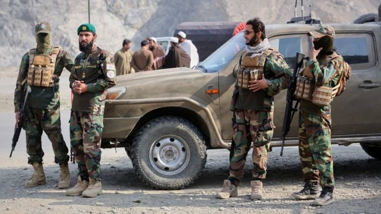 Οι στρατιωτικές δυνάμεις Πακιστάν - Αφγανιστάν σε αριθμούς: Πώς φτάσαμε στον «ανοιχτό πόλεμο»