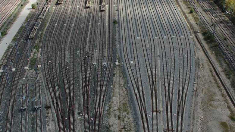 «Ασφαλής αλλά υπολειτουργεί»: Εργαζόμενοι μιλούν για τα προβλήματα και τις ελλείψεις στο σιδηρόδρομο