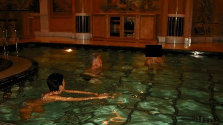 Ο Μπιλ Κλίντον καταθέτει για το σκάνδαλο Έπσταϊν: Οι εικόνες και τα ντοκουμέντα που ερευνώνται