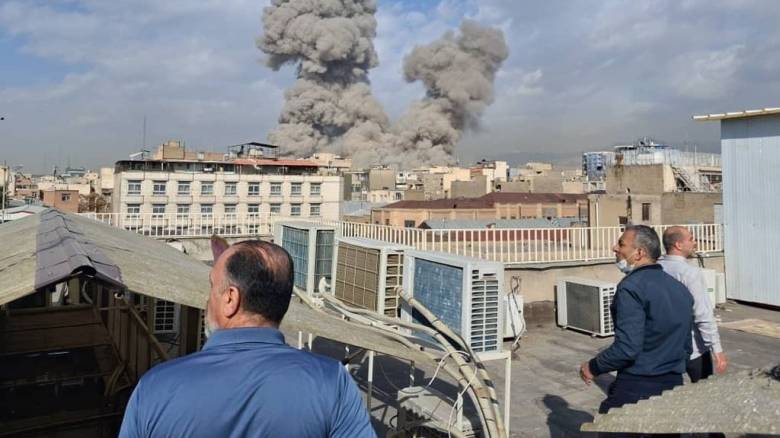 Πανηγυρισμοί στην Τεχεράνη μετά τις πληροφορίες ότι ο Χαμενεΐ είναι νεκρός