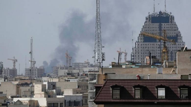 Νέο κύμα επιθέσεων από το Ισραήλ στο Ιράν - «Χτυπήσαμε την καρδιά της Τεχεράνης» λέει ο IDF