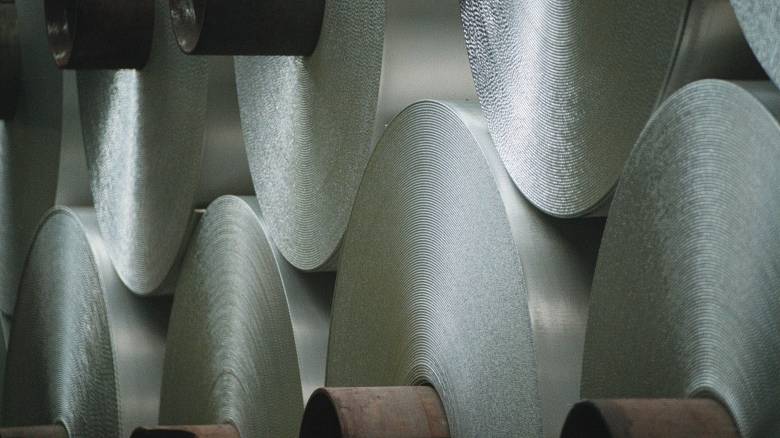 Αισιόδοξες οι αγορές για το αλουμίνιο - Αυξημένα τα αποθέματα