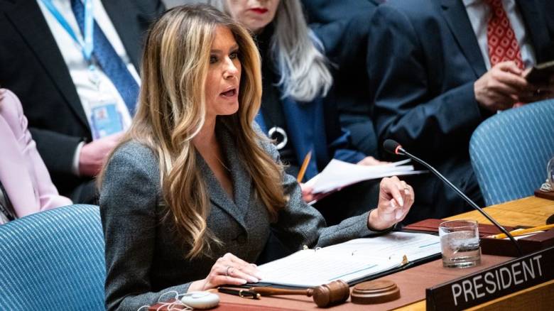 Μελάνια Τραμπ στο Συμβούλιο Ασφαλείας: «H ειρήνη δεν χρειάζεται να είναι εύθραυστη»