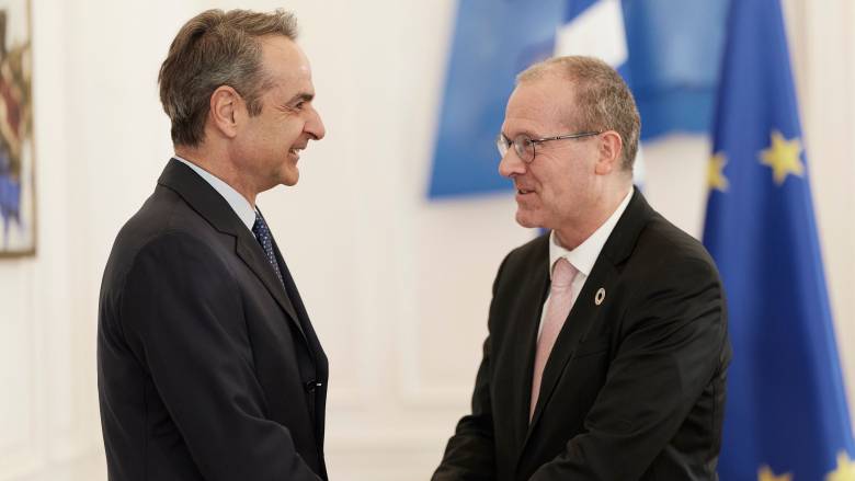 Συνάντηση Μητσοτάκη με τον Περιφερειακό Διευθυντή Ευρώπης του ΠΟΥ Hans Kluge