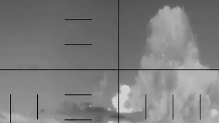 Η στιγμή που τορπίλη από υποβρύχιο των ΗΠΑ βυθίζει ιρανικό πλοίο στη Σρι Λάνκα