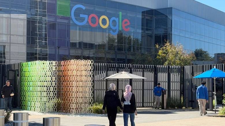 Οι υπάλληλοι της Google ζητούν περιορισμούς στην στρατιωτική χρήση της τεχνητής νοημοσύνης