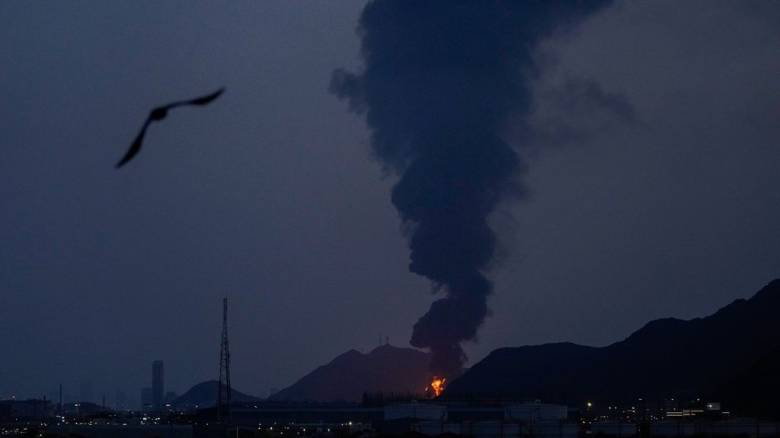 «Τα μάτια των ΗΠΑ τυφλώθηκαν»: Εικόνες δορυφόρου δείχνουν ότι το Ιράν στοχοποιεί αμερικανικά ραντάρ