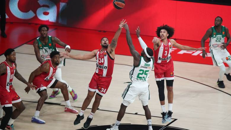 Ολυμπιακός - Παναθηναϊκός 86-80: Οι «πράσινοι» γύρισαν από το -17, αλλά έχασαν στις λεπτομέρειες