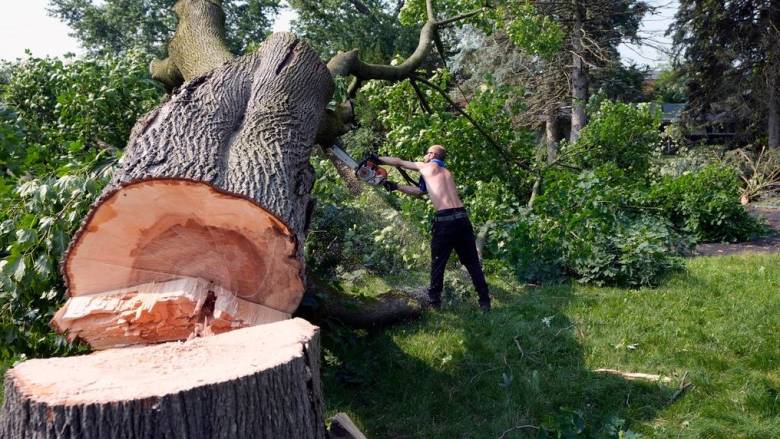 ΗΠΑ: Φονικοί ανεμοστρόβιλοι σαρώνουν το Μίσιγκαν - Εικόνες που κόβουν την ανάσα