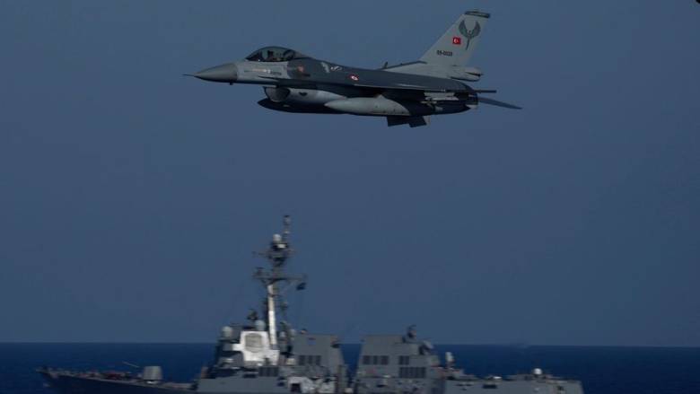 Η Τουρκία έτοιμη να στείλει τέσσερα μαχητικά αεροσκάφη F-16 στα Κατεχόμενα