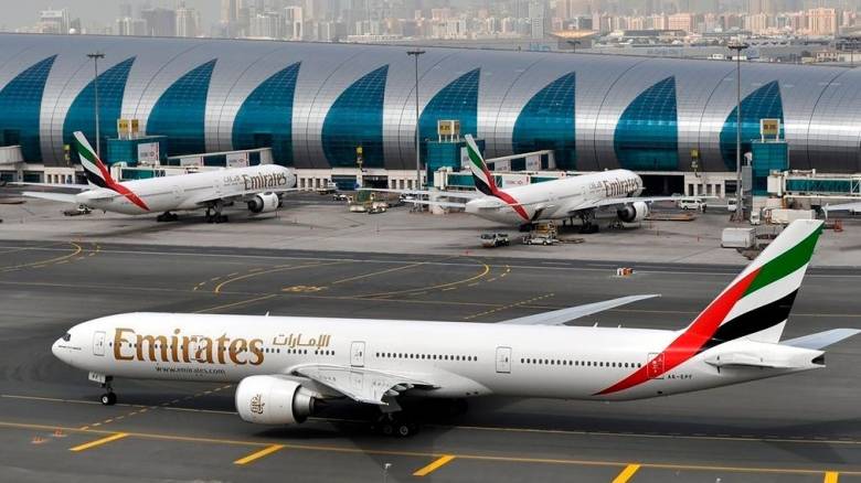 Emirates: Αναστέλλονται  όλες οι πτήσεις από Ντουμπάι