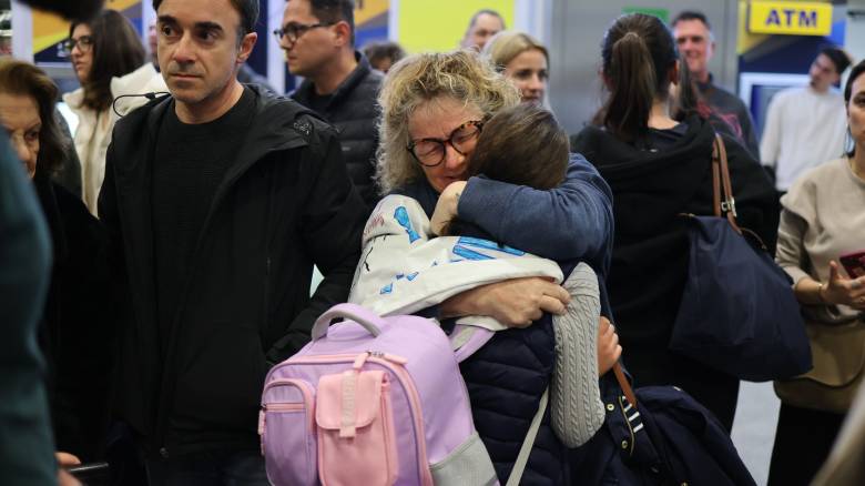 Επαναπατρίστηκαν άλλοι 538 Έλληνες από τη Μέση Ανατολή: Η ανακοίνωση του ΥΠΕΞ