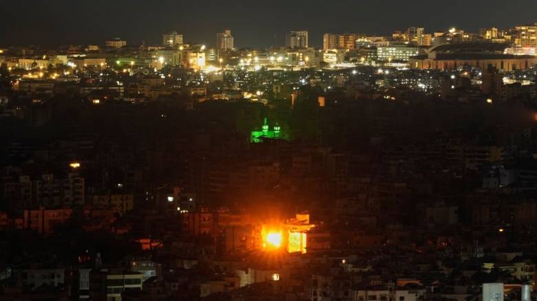 Τραμπ: Δεν θα σταματήσουμε μέχρι την ολοκληρωτική ήττα του εχθρού- Νέες επιθεσεις σε Ιραν και Ισραήλ