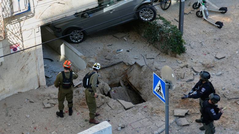 Με την υπογραφή του νέου ηγέτη Μοτζταμπά Χαμενεΐ οι πύραυλοι που εξαπέλυσε το Ιράν στο Ισραήλ
