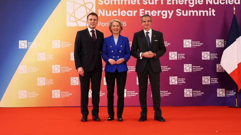 Φον ντερ Λάιεν: Θα διαθέσουμε 200 εκατ. ευρώ για την ανάπτυξη μικρών πυρηνικών αντιδραστήρων