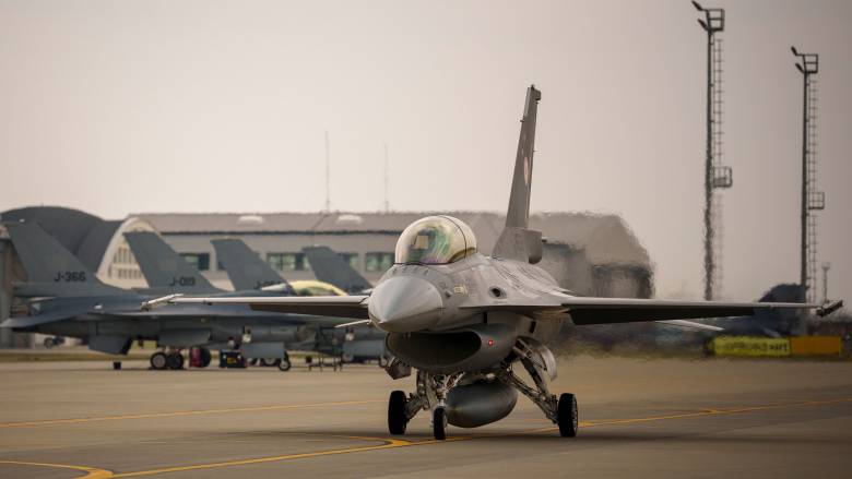 «Πράσινο φως» από τη Ρουμανία για αξιοποίηση στρατιωτικών βάσεών της από τις ΗΠΑ