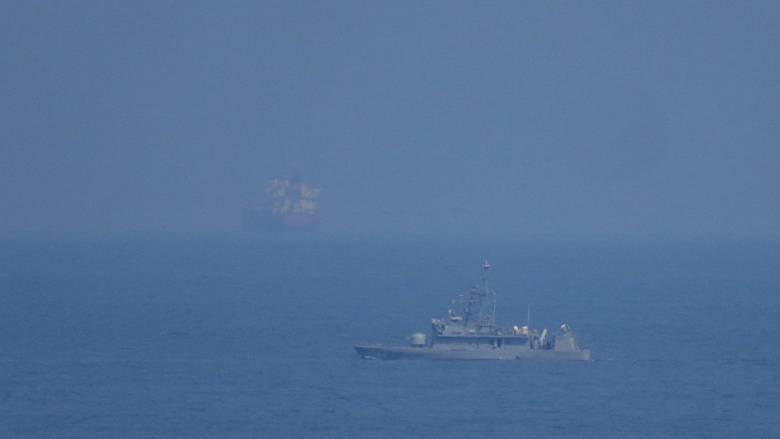 Ιράν: Δεν θα αφήσουμε ούτε ένα λίτρο πετρελαίου να περάσει από τα Στενά του Ορμούζ