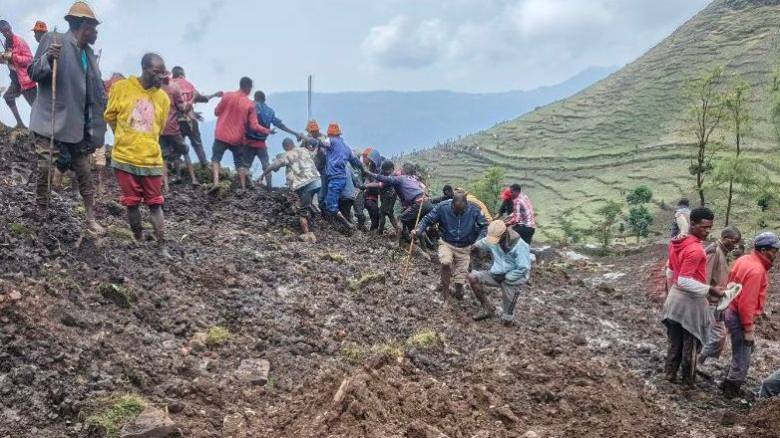 Σφοδρές βροχοπτώσεις στην Αιθιοπία - Δεκάδες νεκροί μετά από κατολίσθηση