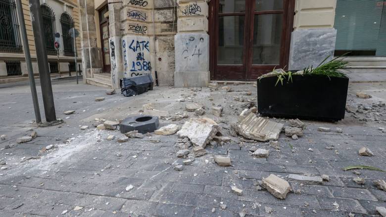 Καρδίτσα: Μόνο υλικές ζημιές από τον ισχυρό σεισμό 4,8 Ρίχτερ - Ψυχραιμία συνιστά ο δήμος Αγράφων