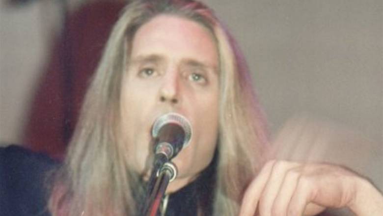 Πέθανε ο μουσικός Γιάννης Ευσταθίου, μέλος του συγκροτήματος των Ο.P.A.