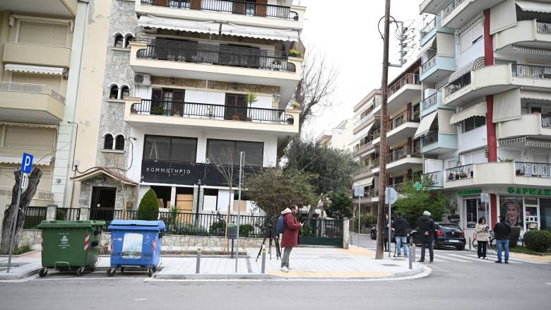 Νεκρός 20χρονος στην Θεσσαλονίκη μετά από επίθεση με μαχαίρι - Τι εξετάζουν οι Αρχές