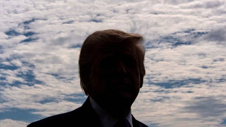 Τραμπ: Θα παρέχουμε στρατιωτική συνοδεία στα πετρελαιοφόρα που διασχίζουν τα Στενά του Ορμούζ