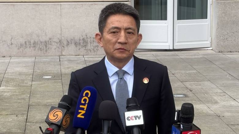 Η Κίνα προειδοποιεί ότι οι δασμοί του Τραμπ θα μπορούσαν να βλάψουν τους τους εμπορικούς δεσμούς