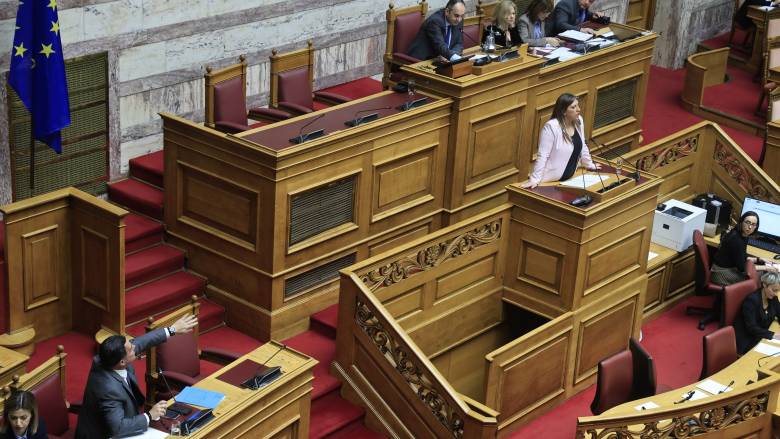 Η φωτιά της Μέσης Ανατολής και ο μικρόκοσμος της ελληνικής Βουλής