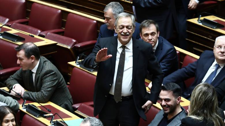 Με ευρύτατη πλειοψηφία εκλέχθηκε αντιπρόεδρος της Βουλής ο Πάρις Κουκουλόπουλος από το ΠΑΣΟΚ