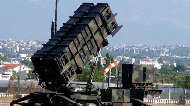 Προειδοποιήσεις από την αντιπολίτευση για την ελληνική στρατιωτική εμπλοκή στον πόλεμο στο Ιράν