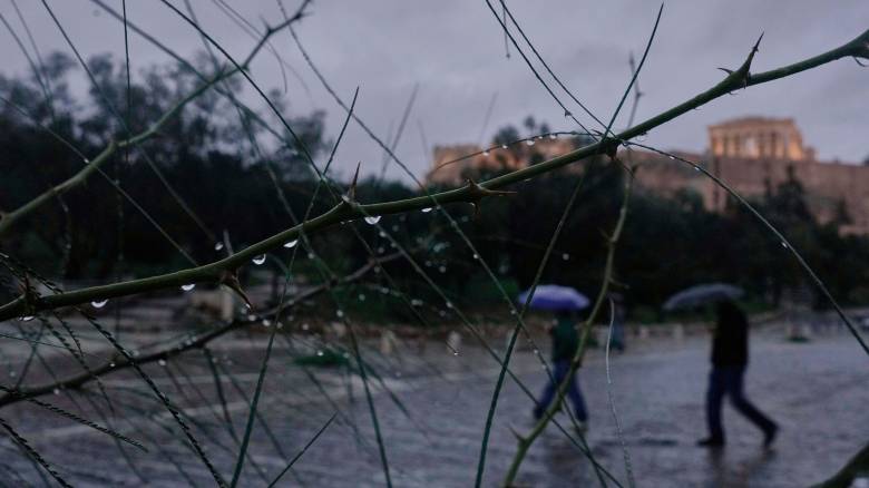 Πόλεμος και oικονομία: Επιχειρηματίες μιλούν για επιπτώσεις σε ναυτιλία, ενέργεια, τρόφιμα, τουρισμό