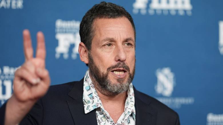 «Time Out»: Πρωταγωνιστής στο ψυχολογικό δράμα του Netflix ο Άνταμ Σάντλερ