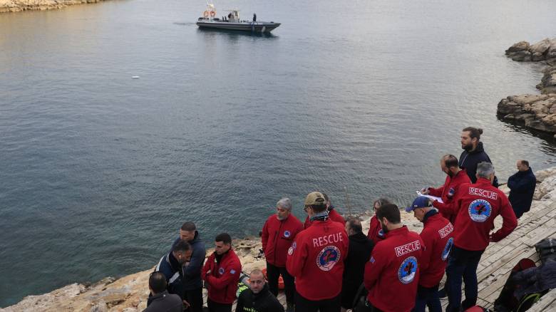 Τι μπορεί να συνέβη στον 34χρονο δύτη που αγνοείται στη Βουλιαγμένη - Συνέντευξη στο CNN Greece