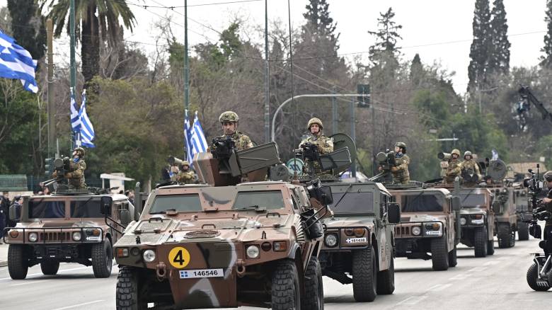 Μηνύματα ισχύος και αποτροπής από τη  στρατιωτική παρέλαση της 25ης Μαρτίου