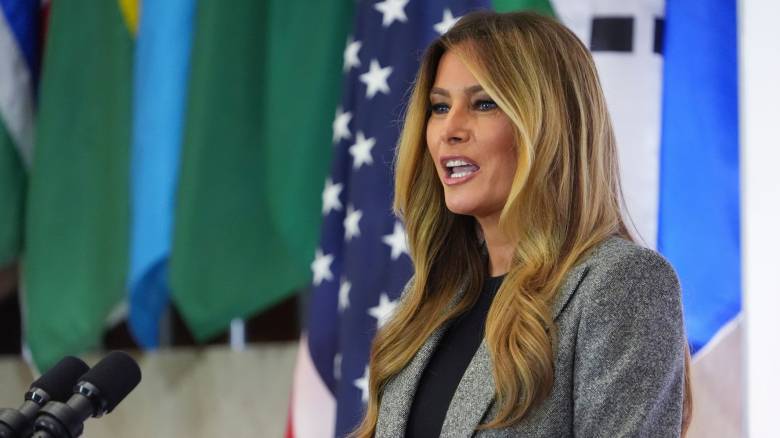 Ο Έλληνας πρέσβης στην Ουάσινγκτον διόρθωσε το «Μακεδονία» της Μελάνια: Απέτρεψε διπλωματικό ατόπημα