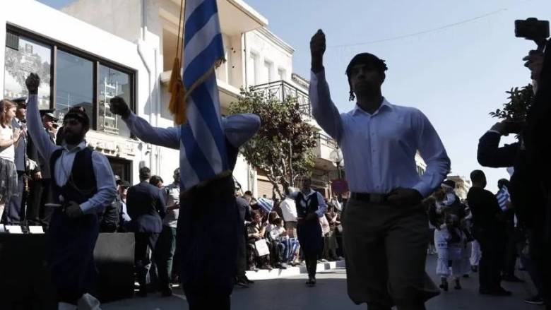 25η Μαρτίου: Ακυρώθηκαν οι παρελάσεις σε Ηράκλειο, Ρέθυμνο και Χανιά λόγω επιδείνωσης του καιρού