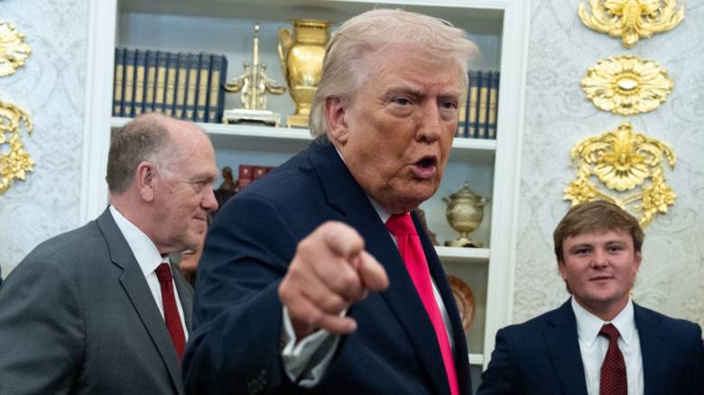 Νέες αιχμές Τραμπ σε ΝΑΤΟ: Μην ξεχάσετε αυτή τη στιγμή - Το Ιράν να σοβαρευτεί, πριν να είναι αργά