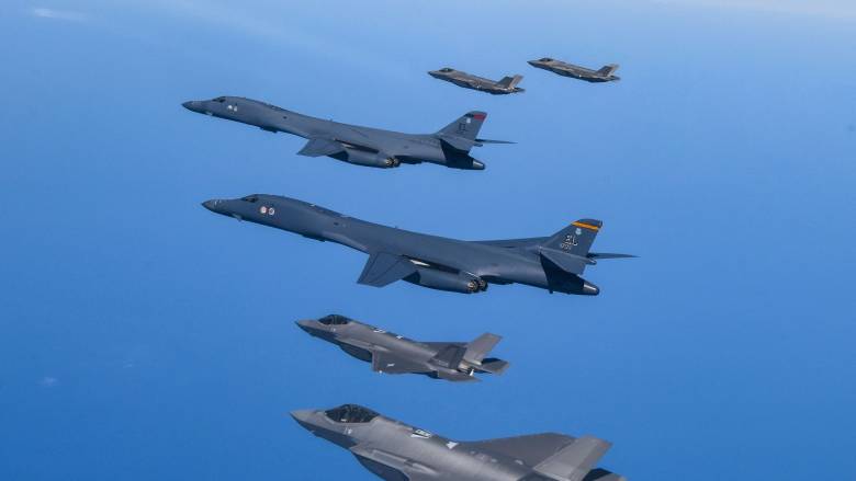 Προειδοποίηση Ρωσίας σε ΕΕ: Στόχος όποια χώρα αναπτύξει γαλλικά βομβαρδιστικά με πυρηνικά όπλα